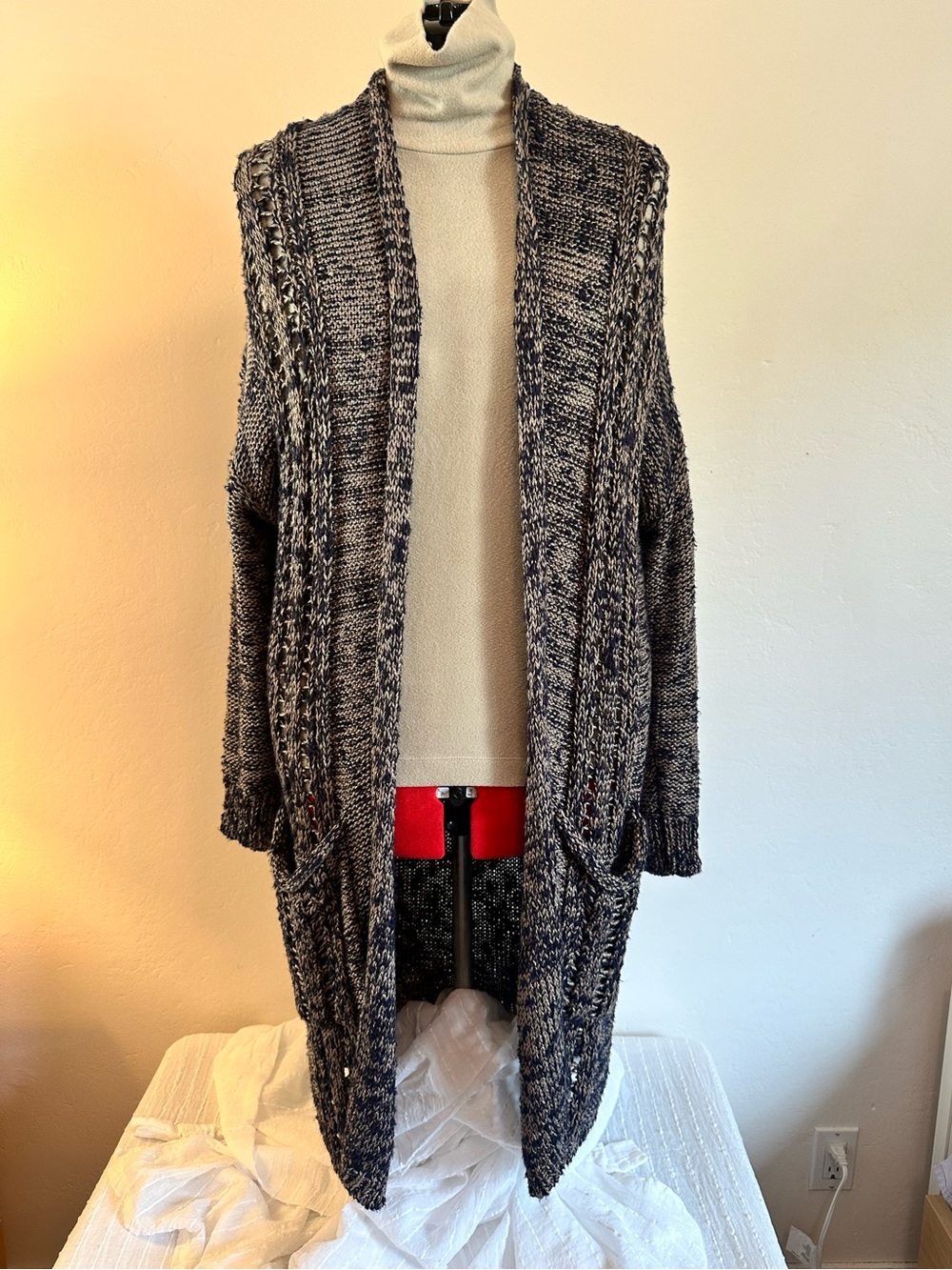 Anthropologie Akemi + Kin Metallic Pocket Front Tunic Cardigan Size XL - Picture 5 of 12